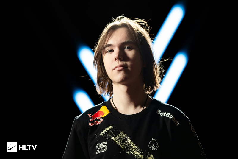 随着年龄的 随着年龄的